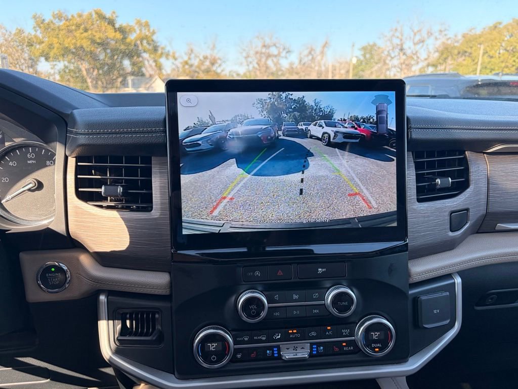 Used 2024 Ford Expedition Limited image 21