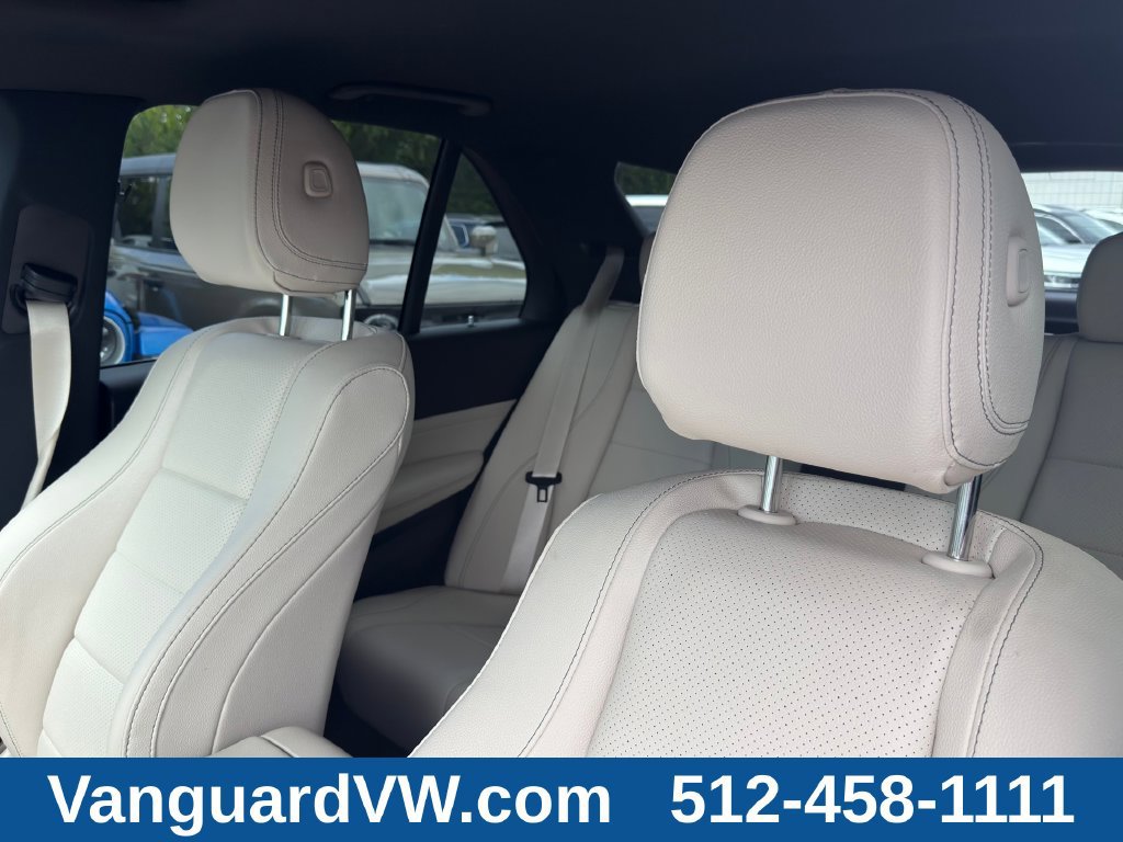 Used 2025 Mercedes-Benz GLE 450 4MATIC w/ Warmth & Comfort Package image 15