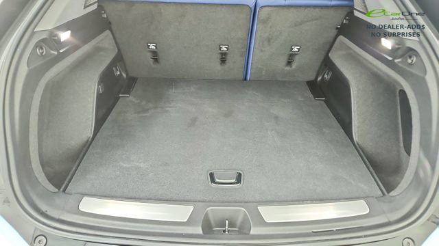 Used 2025 Cadillac Optiq Sport 2 image 15