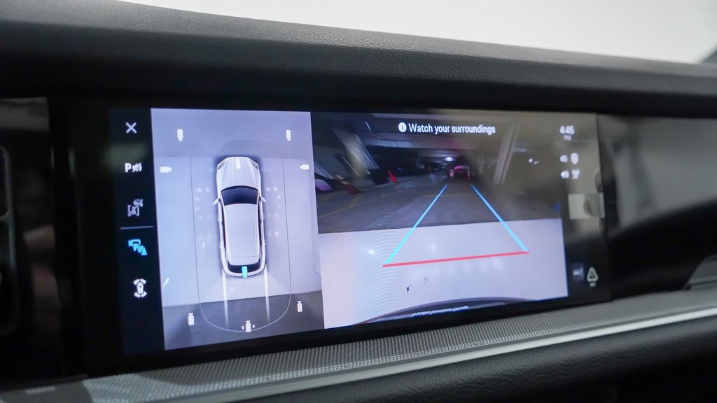 Certified 2025 Porsche Cayenne image 30