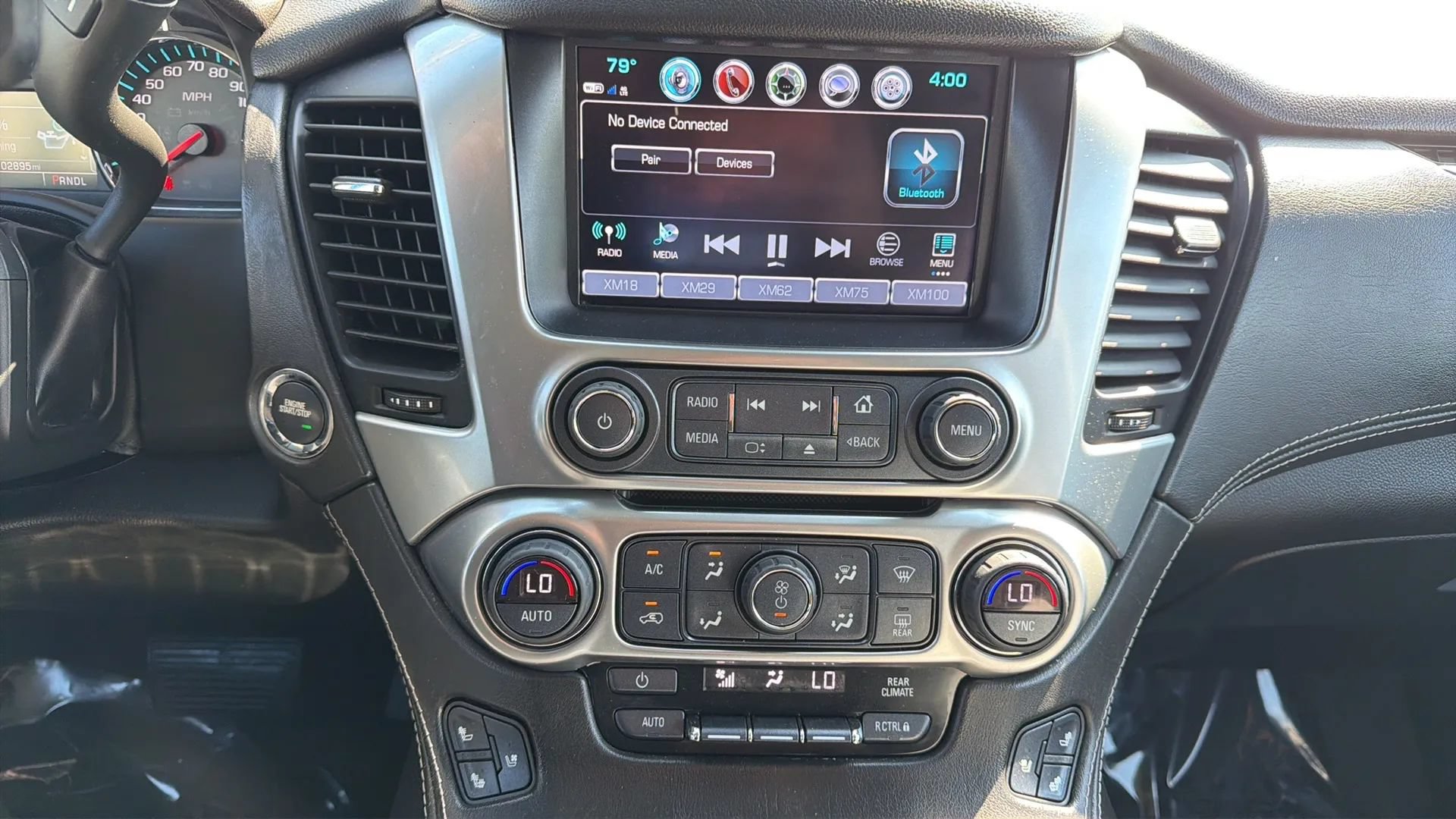 Used 2018 Chevrolet Suburban Premier AWD/4WD image 17