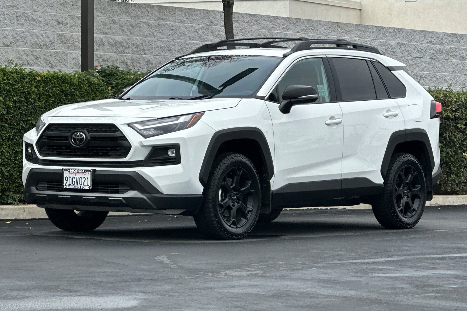 Used 2022 Toyota RAV4 TRD Off-Road w/ TRD Off-Road Weather Package image 8