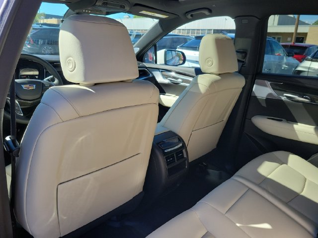 New 2026 Cadillac XT5 Sportv w/ LPO, Floor Liner Package AWD/4WD image 29