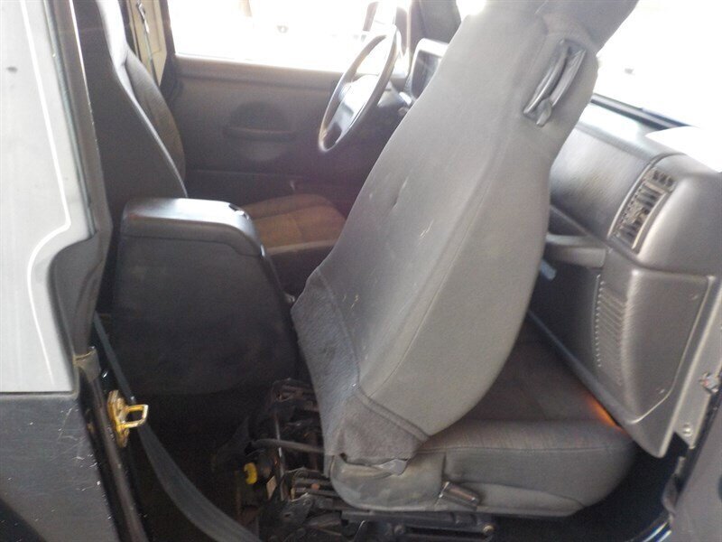 Used 2003 Jeep Wrangler Rubicon image 31