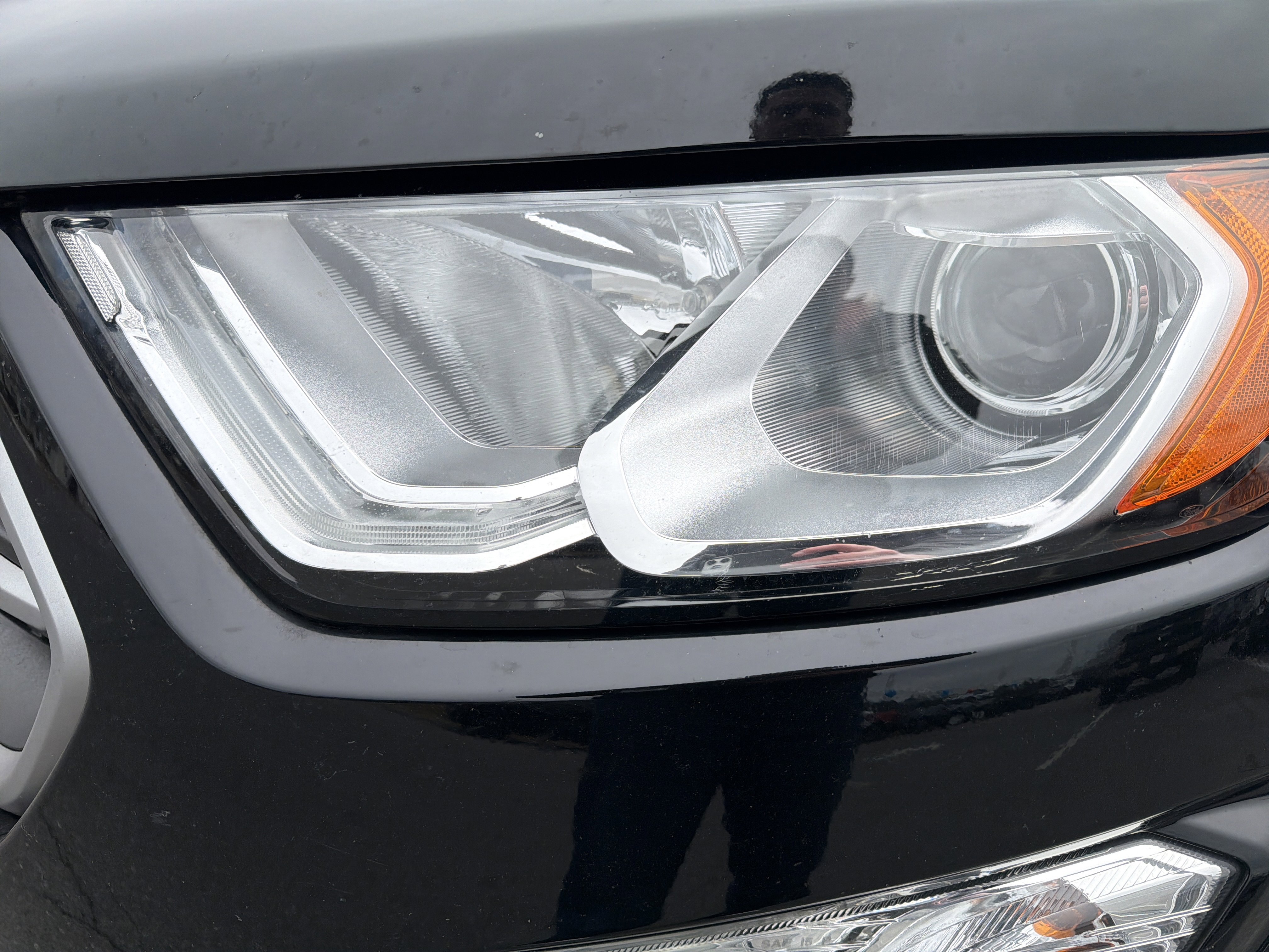 Used 2021 Ford EcoSport SE w/ SE Convenience Package image 10