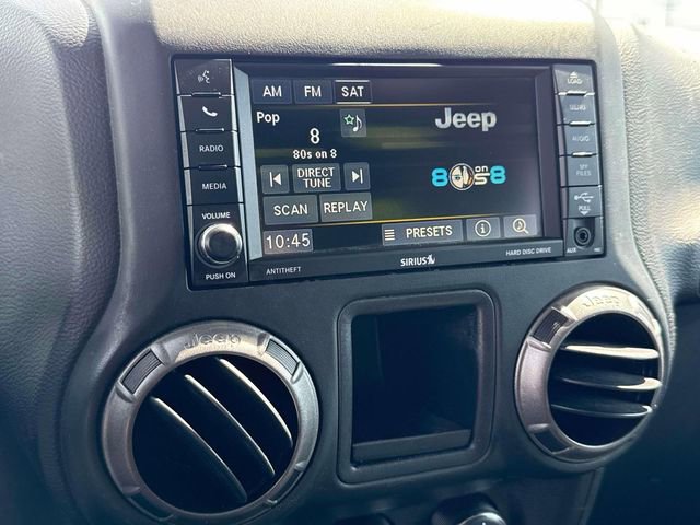 Used 2017 Jeep Wrangler Unlimited Sport w/ Connectivity Group AWD/4WD image 16