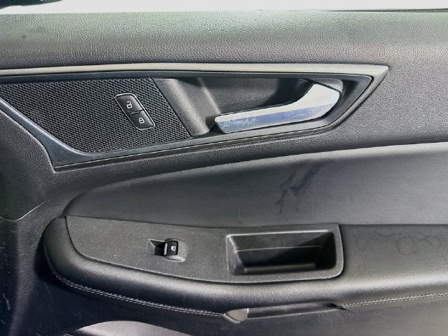 Used 2024 Ford Edge SE AWD/4WD image 30