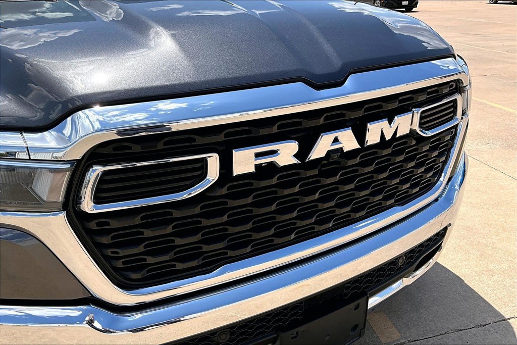 Used 2025 RAM 1500 Lone Star RWD image 34