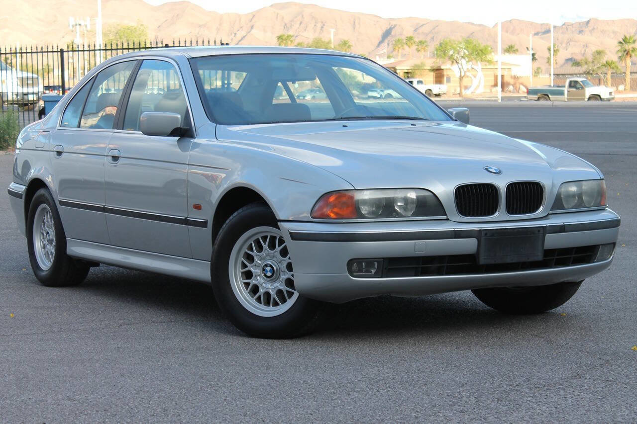 Used 1997 BMW 528i Sedan RWD image 2