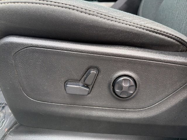 Used 2019 RAM 1500 Big Horn AWD/4WD image 18