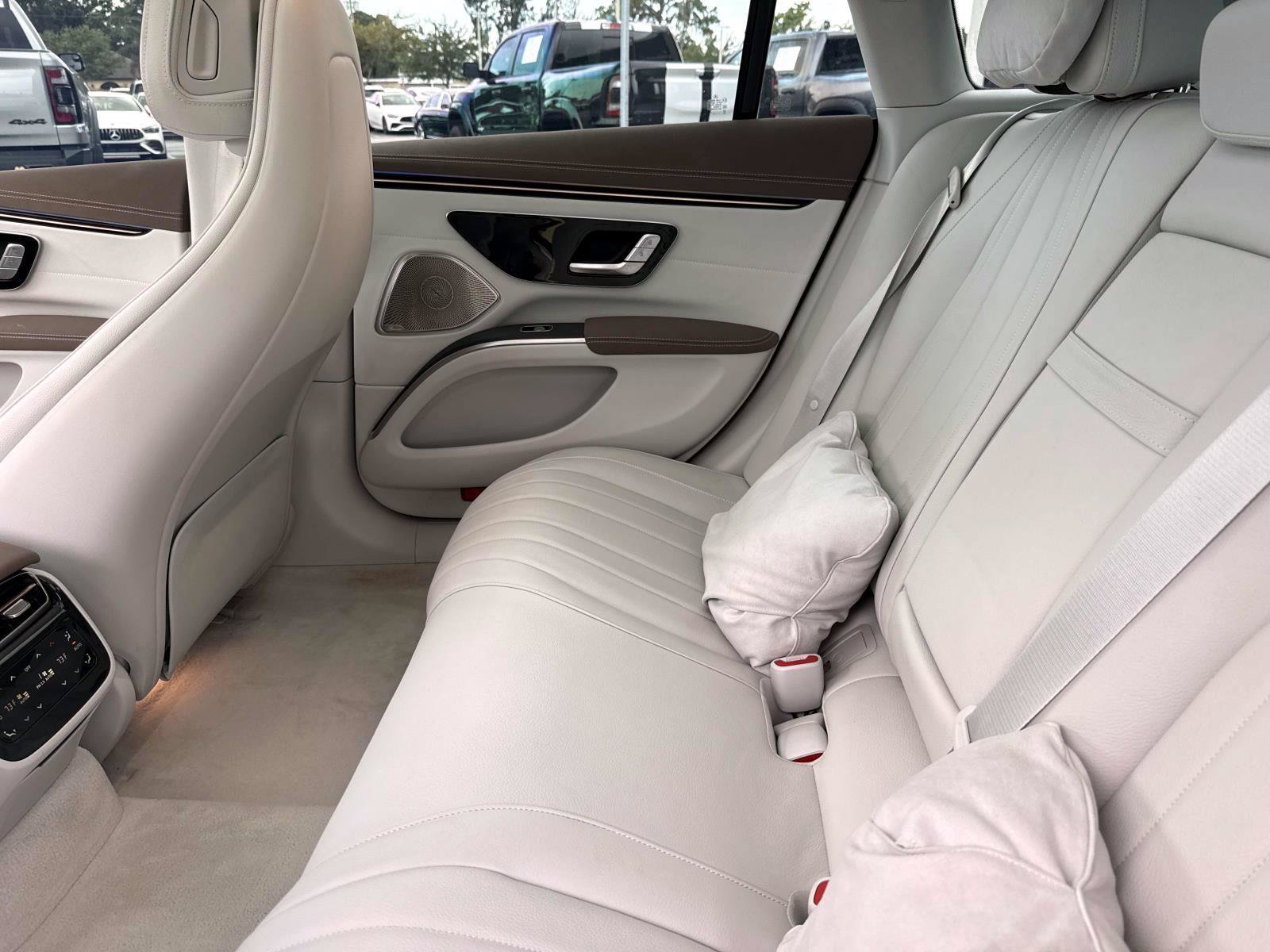 Certified 2023 Mercedes-Benz EQS 580 4MATIC Sedan image 13