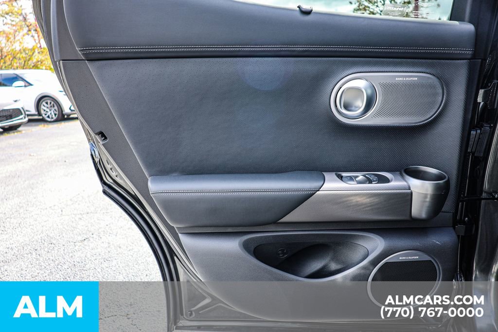 Used 2025 Genesis GV60 Advanced image 61