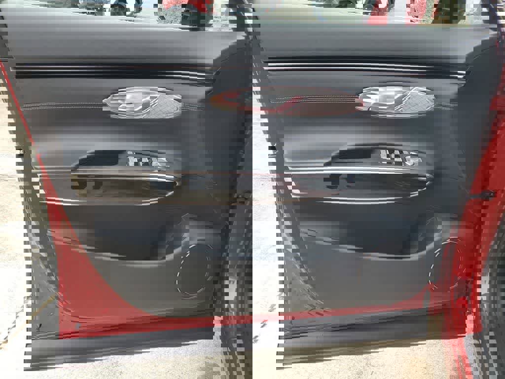 Used 2025 Genesis GV70 2.5T image 18