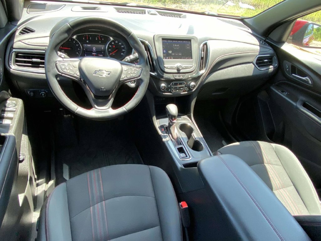 Used 2023 Chevrolet Equinox RS w/ LPO, Floor Liner Package FWD image 15