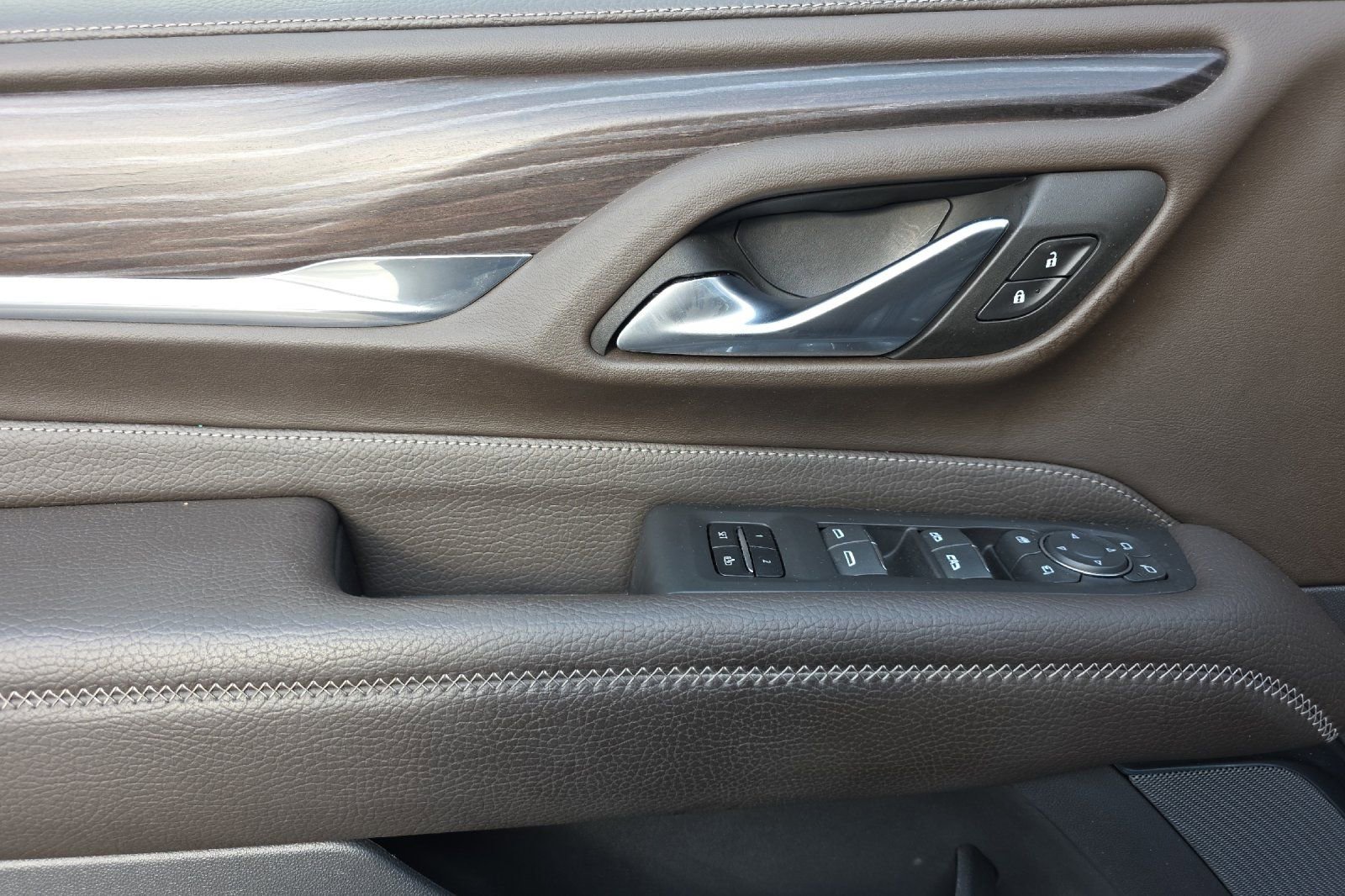 Used 2022 GMC Yukon Denali image 11