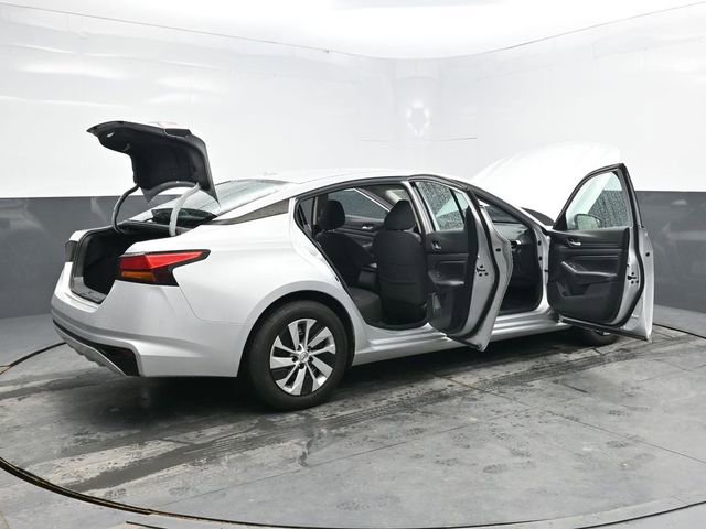 Used 2020 Nissan Altima 2.5 S FWD image 37