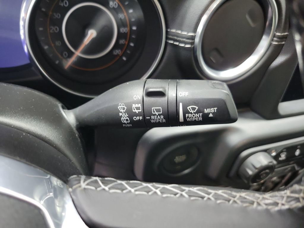 Used 2021 Jeep Wrangler Unlimited Sahara image 38