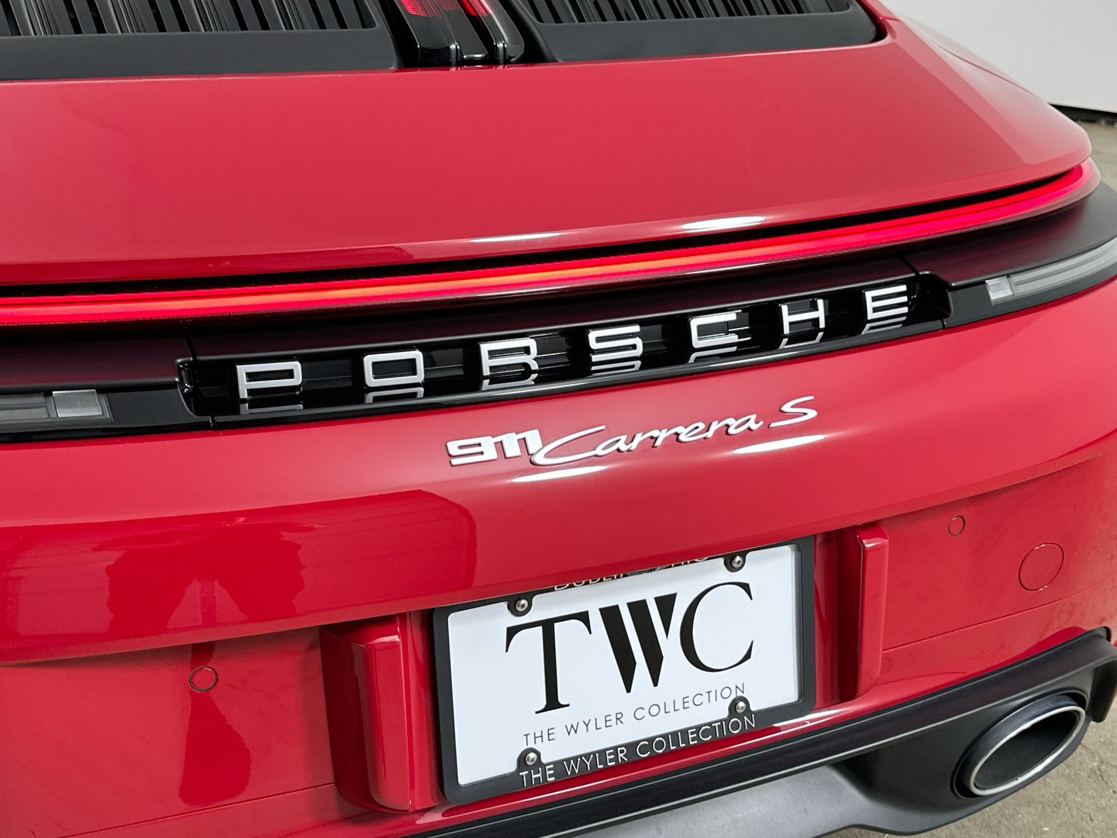 Used 2025 Porsche 911 Carrera S RWD image 34