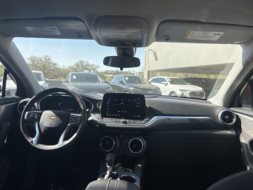 Used 2025 Chevrolet Blazer LT image 18