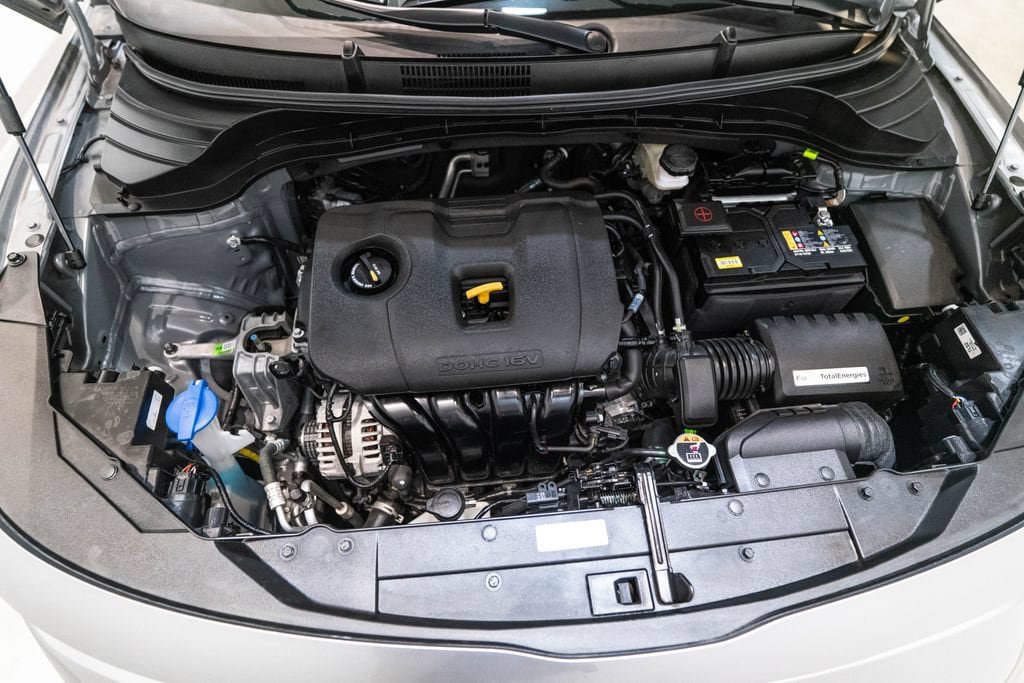 Used 2025 Kia Soul LX FWD image 31