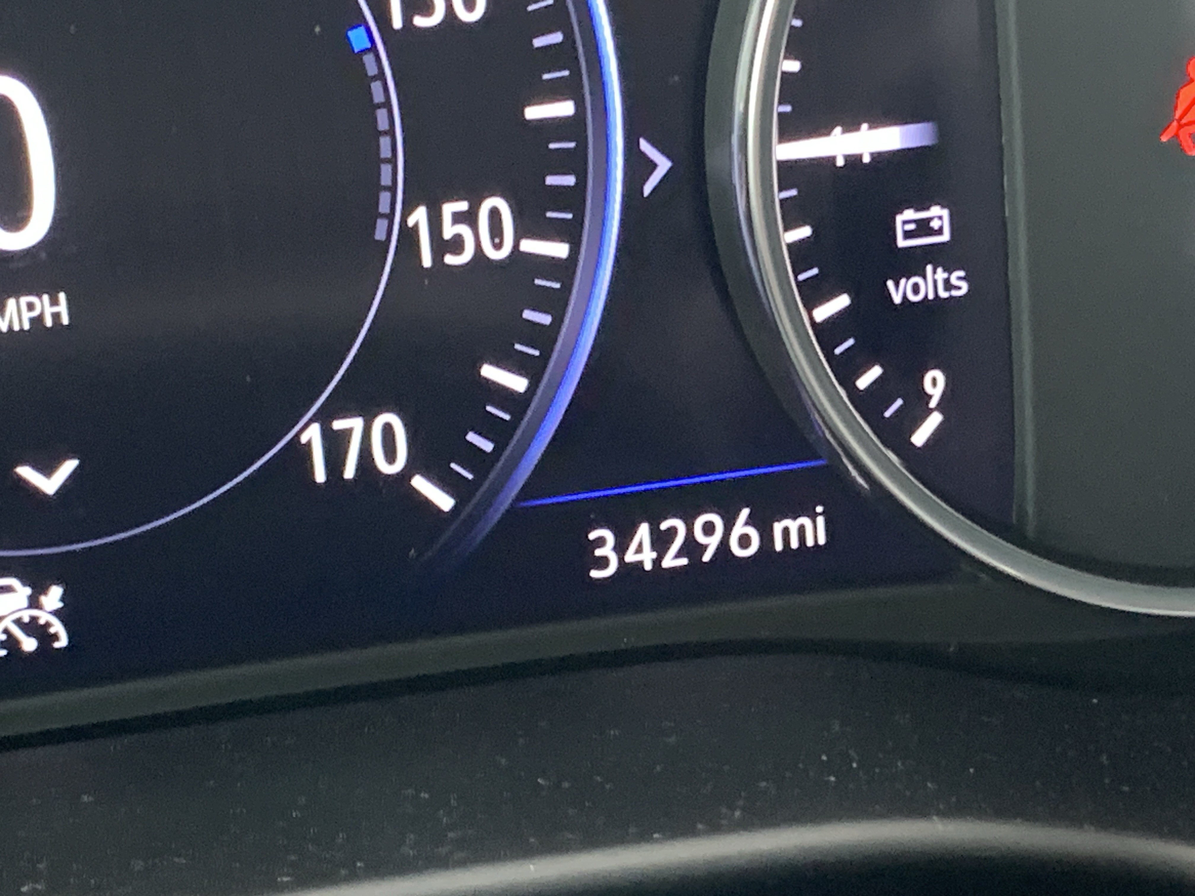Used 2021 Buick Enclave Avenir w/ Avenir Technology Package FWD image 6