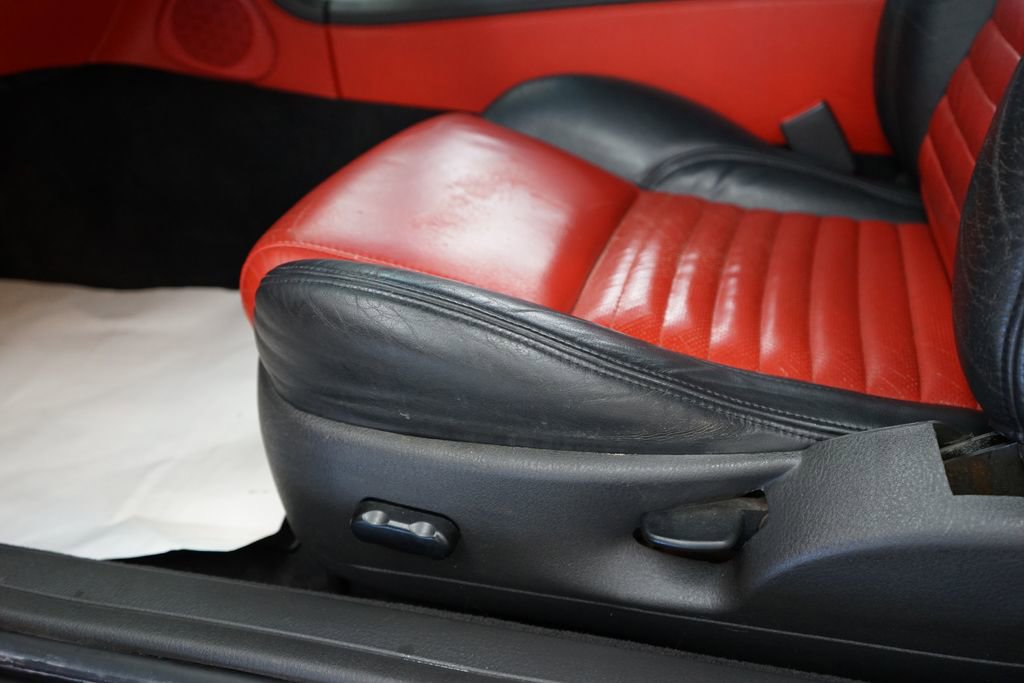 Used 2002 Ford Thunderbird RWD image 22