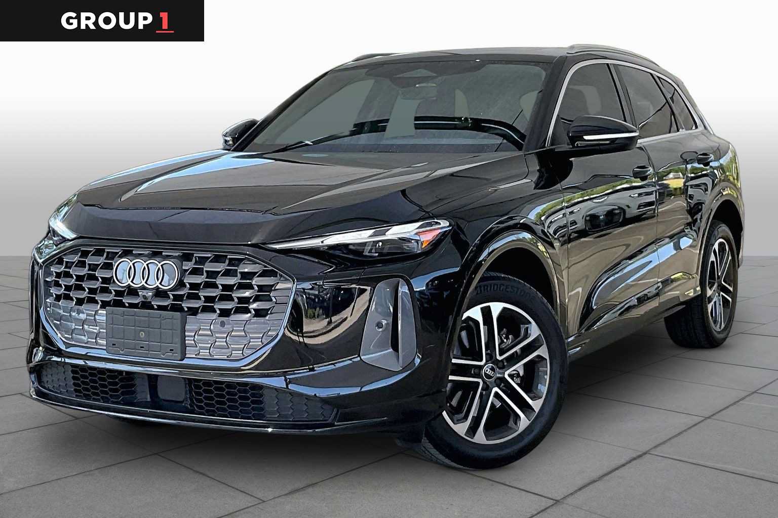 Used 2025 Audi Q5 Premium w/ Convenience Package