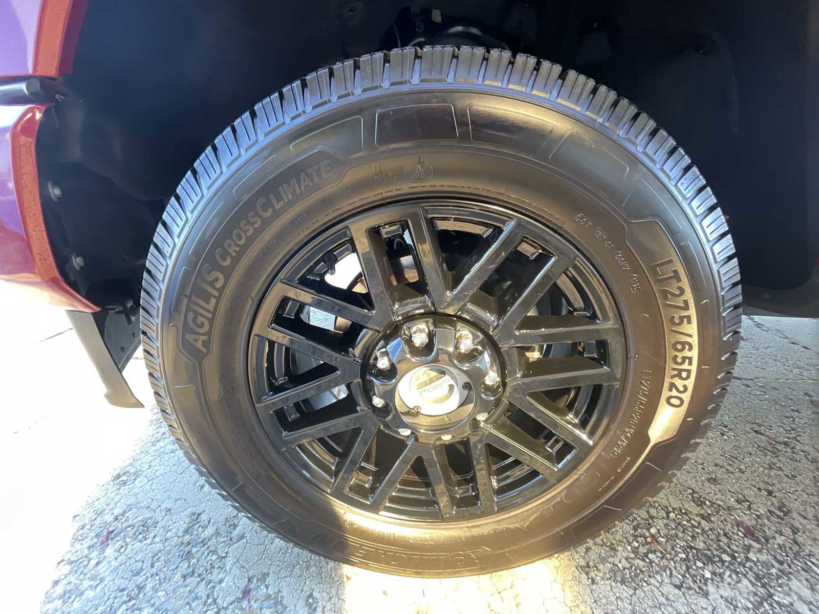 Used 2022 Ford F250 Lariat w/ Black Appearance Package image 33