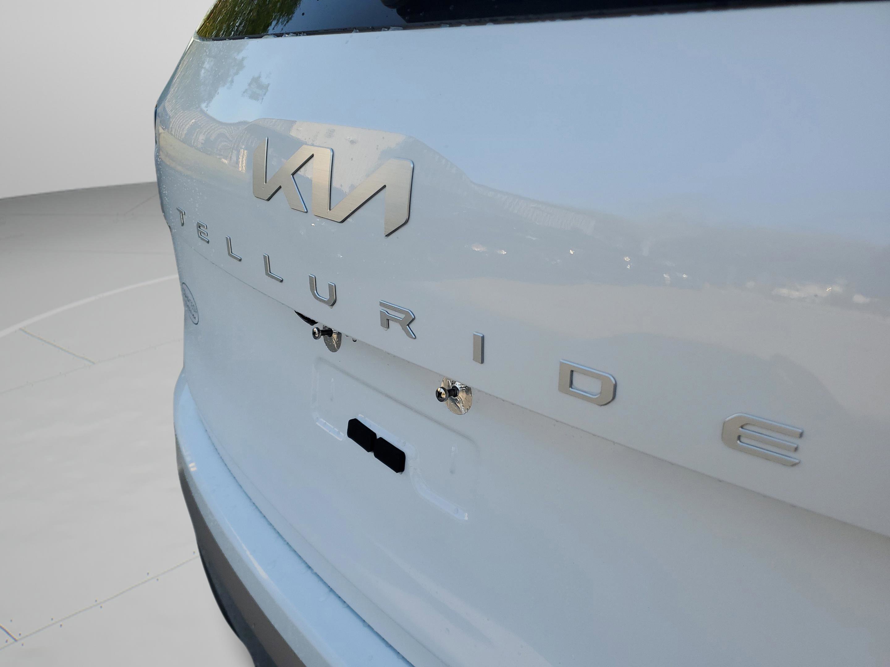 Used 2025 Kia Telluride SX Prestige image 8