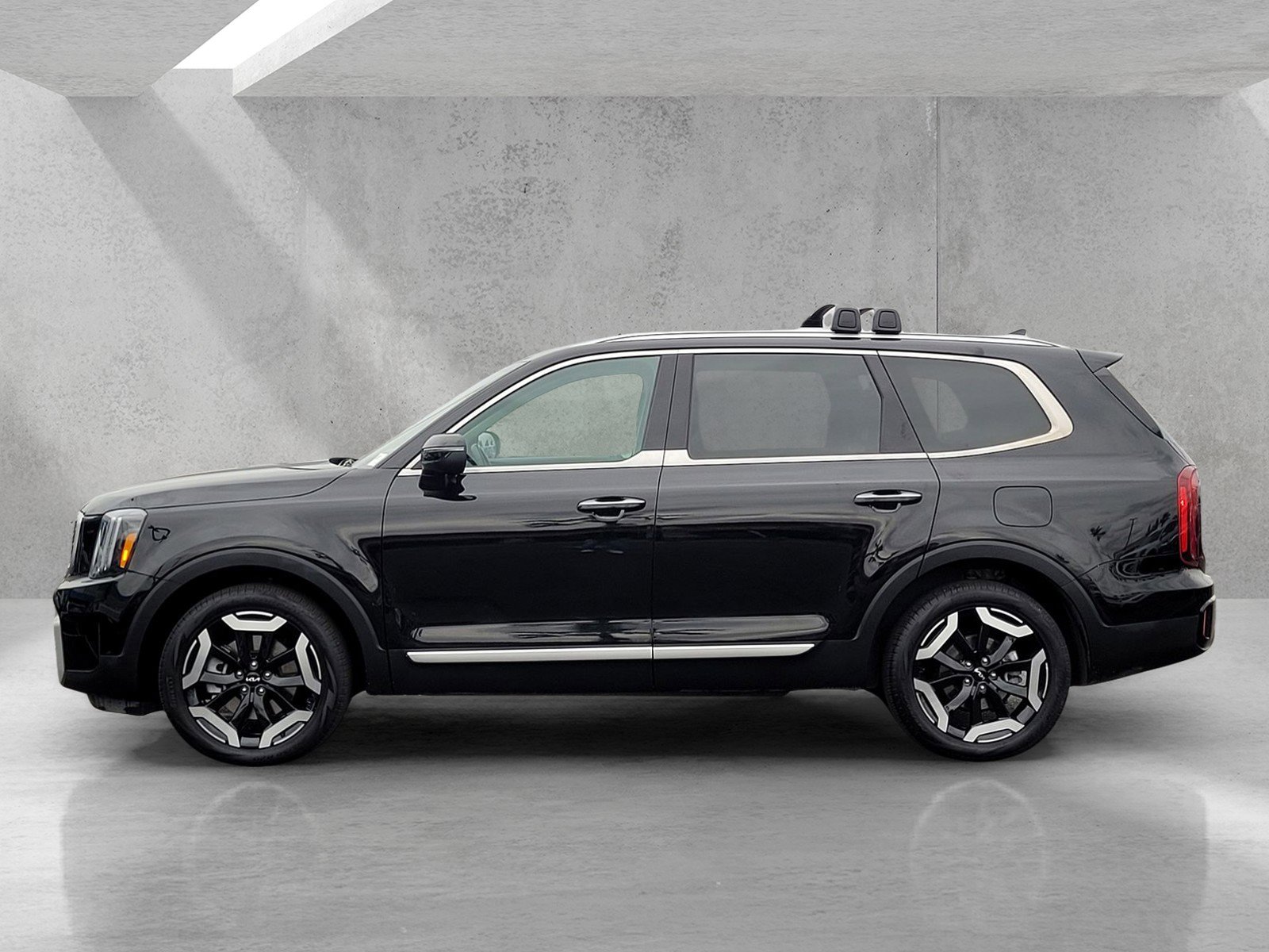 Used 2025 Kia Telluride S AWD/4WD image 7