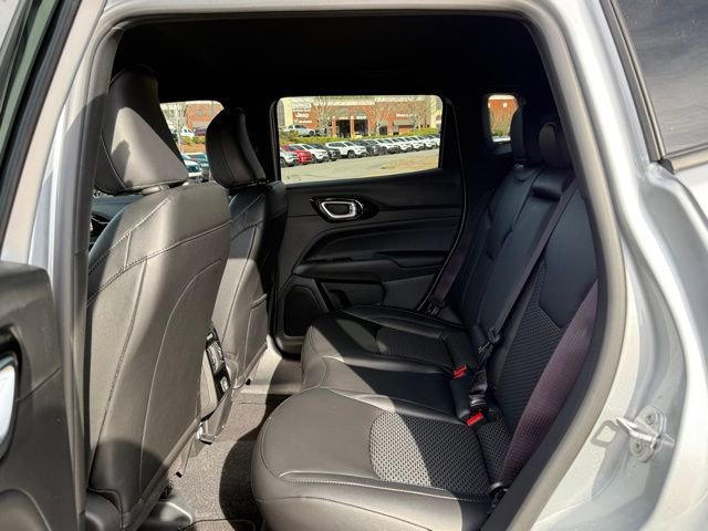 New 2026 Jeep Compass Latitude image 30