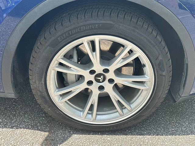 Used 2021 Tesla Model Y Long Range AWD/4WD image 12