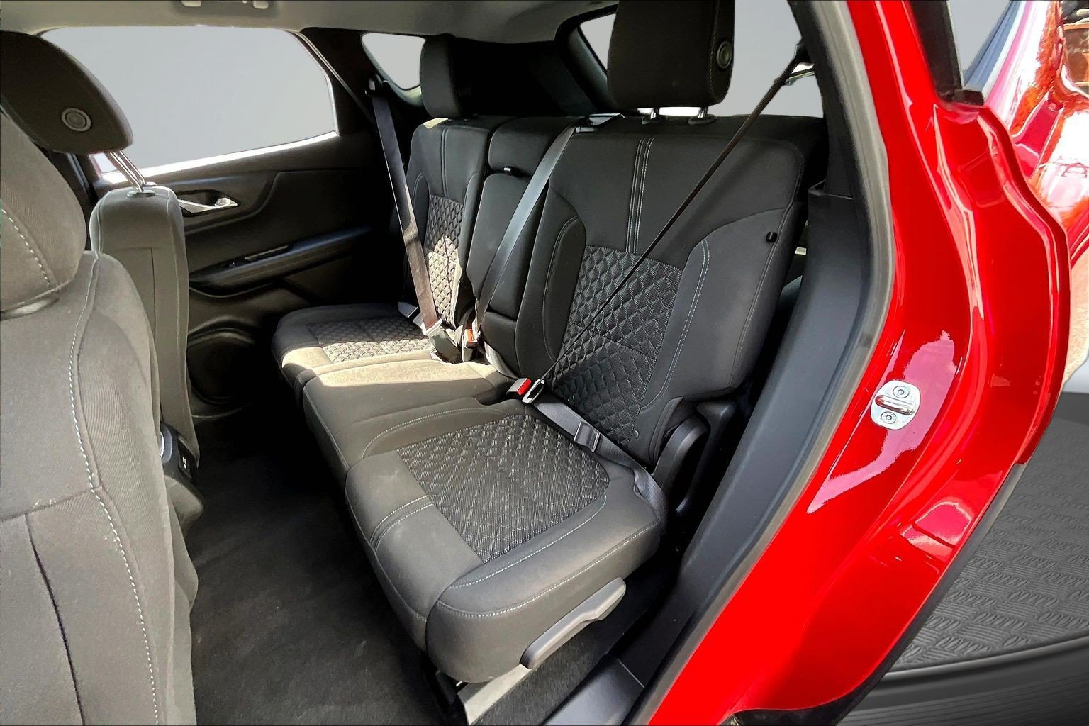 Used 2020 Chevrolet Blazer LT FWD image 18