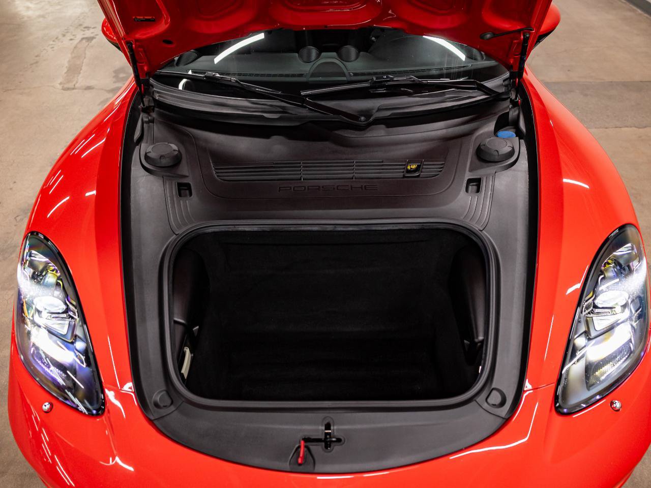 Used 2022 Porsche 718 Cayman RWD image 20