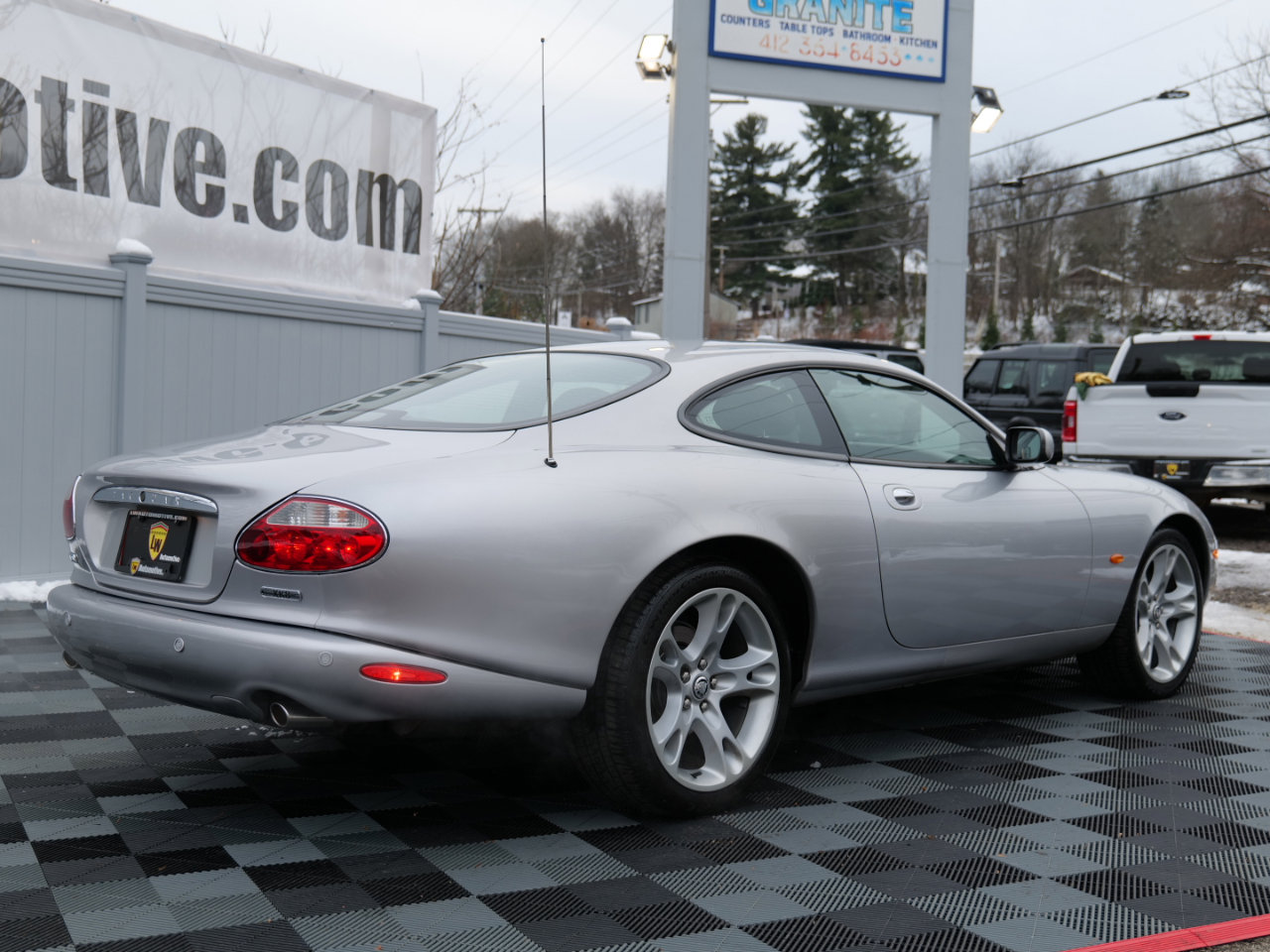 Used 2004 Jaguar XK8 Coupe image 65