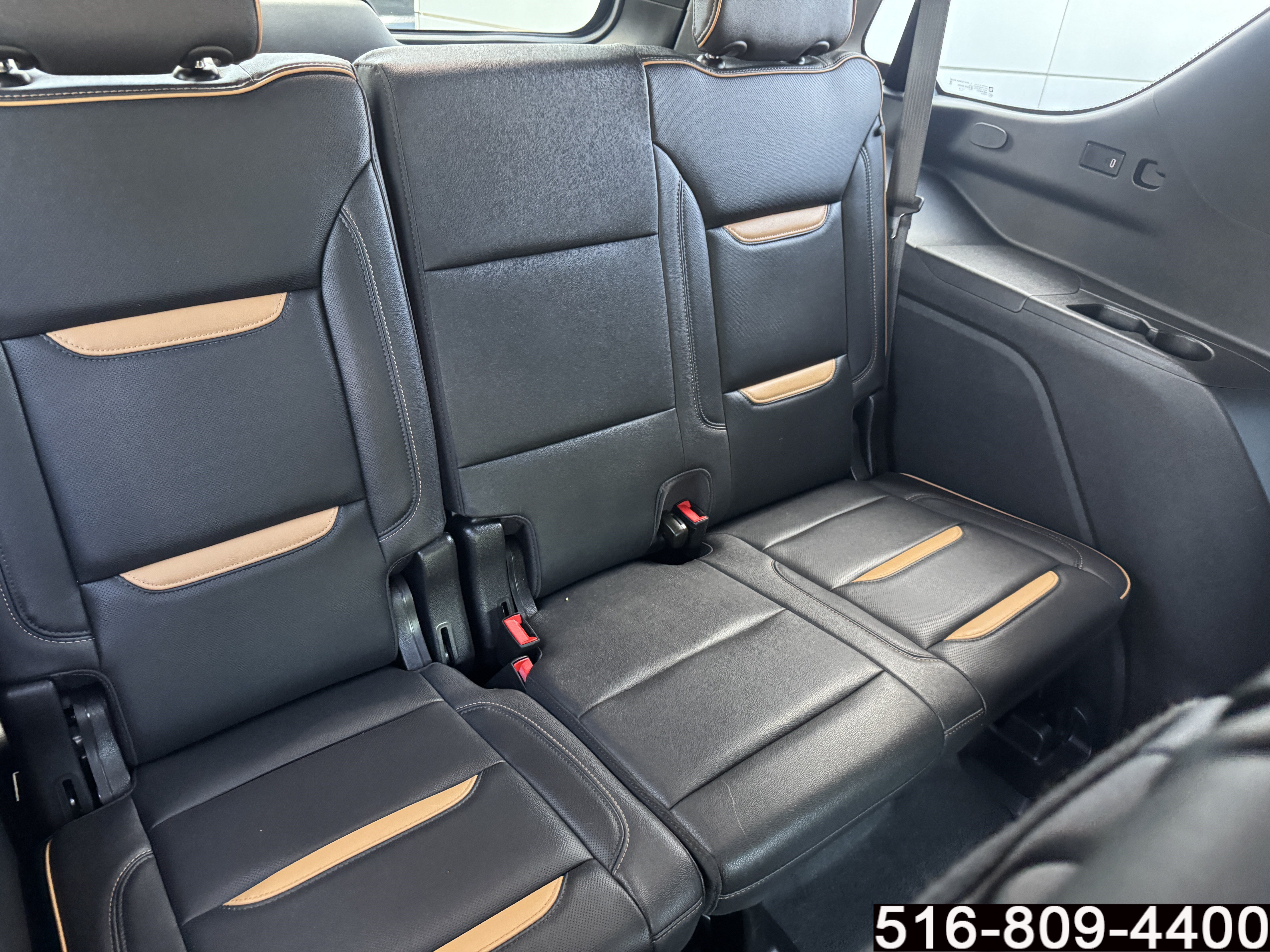 Used 2024 GMC Yukon AT4 AWD/4WD image 31