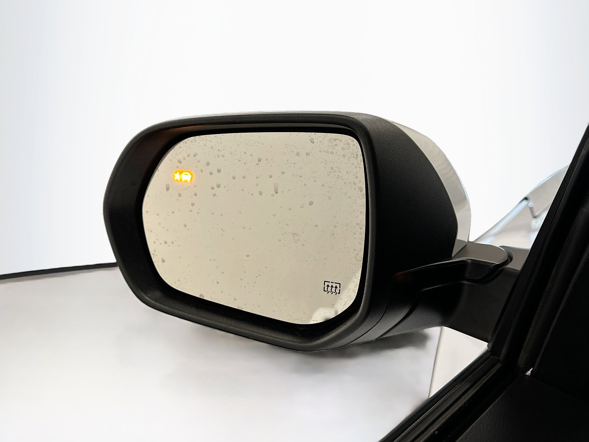 Used 2025 Chevrolet Equinox LT image 16