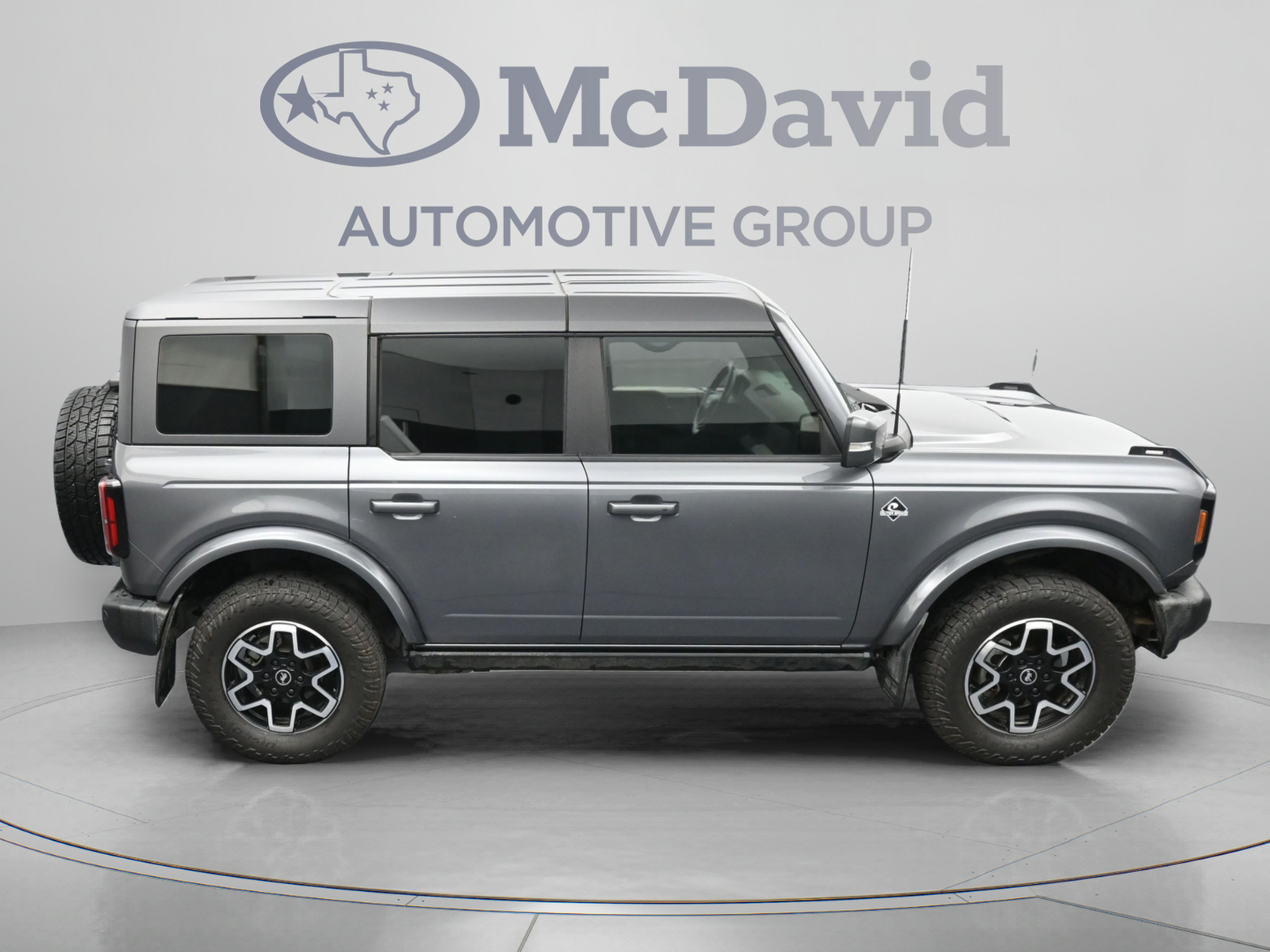 Used 2023 Ford Bronco Outer Banks AWD/4WD image 39