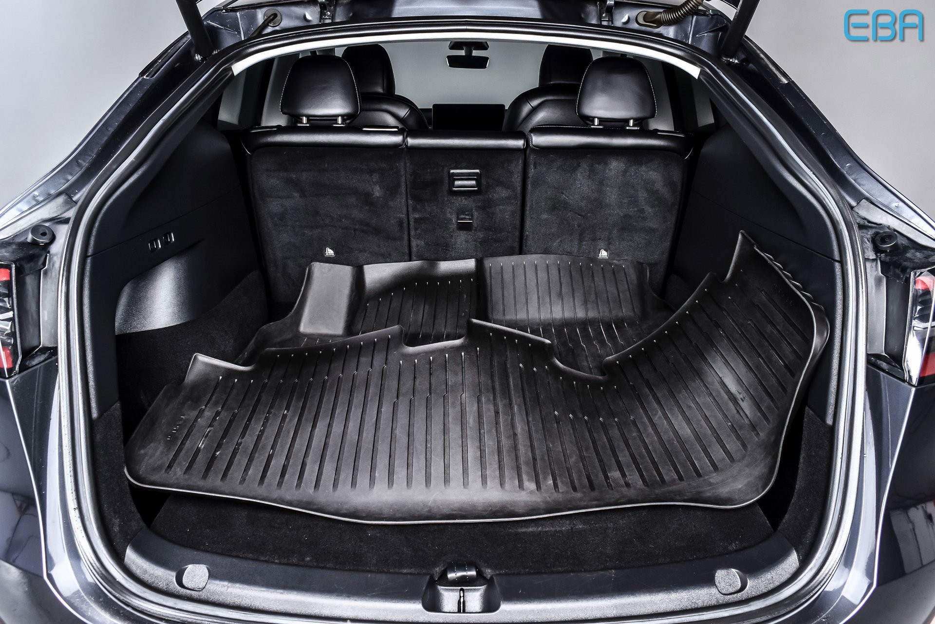 Used 2021 Tesla Model Y Long Range image 12