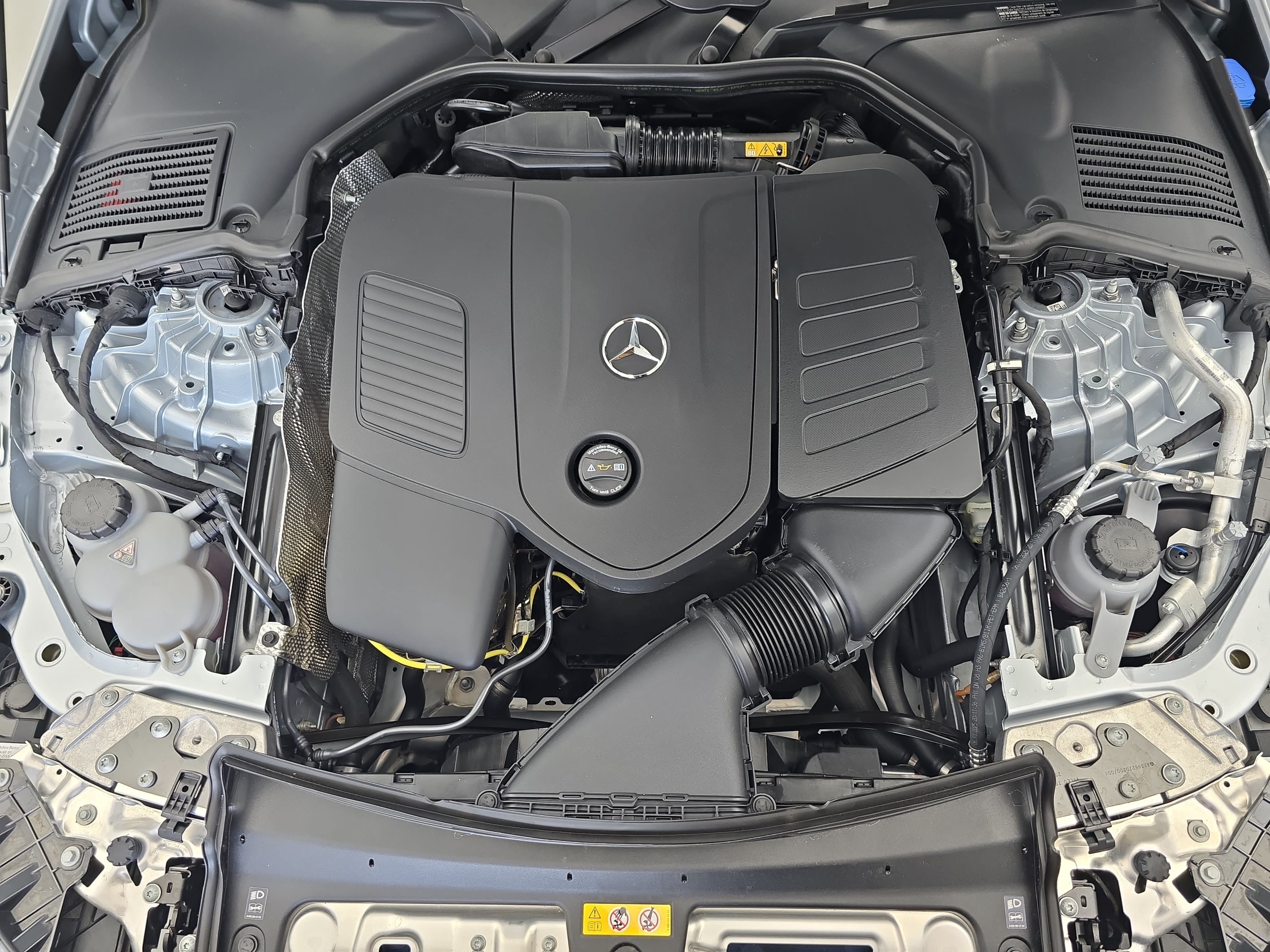 Certified 2026 Mercedes-Benz CLE 300 4MATIC Cabriolet image 28