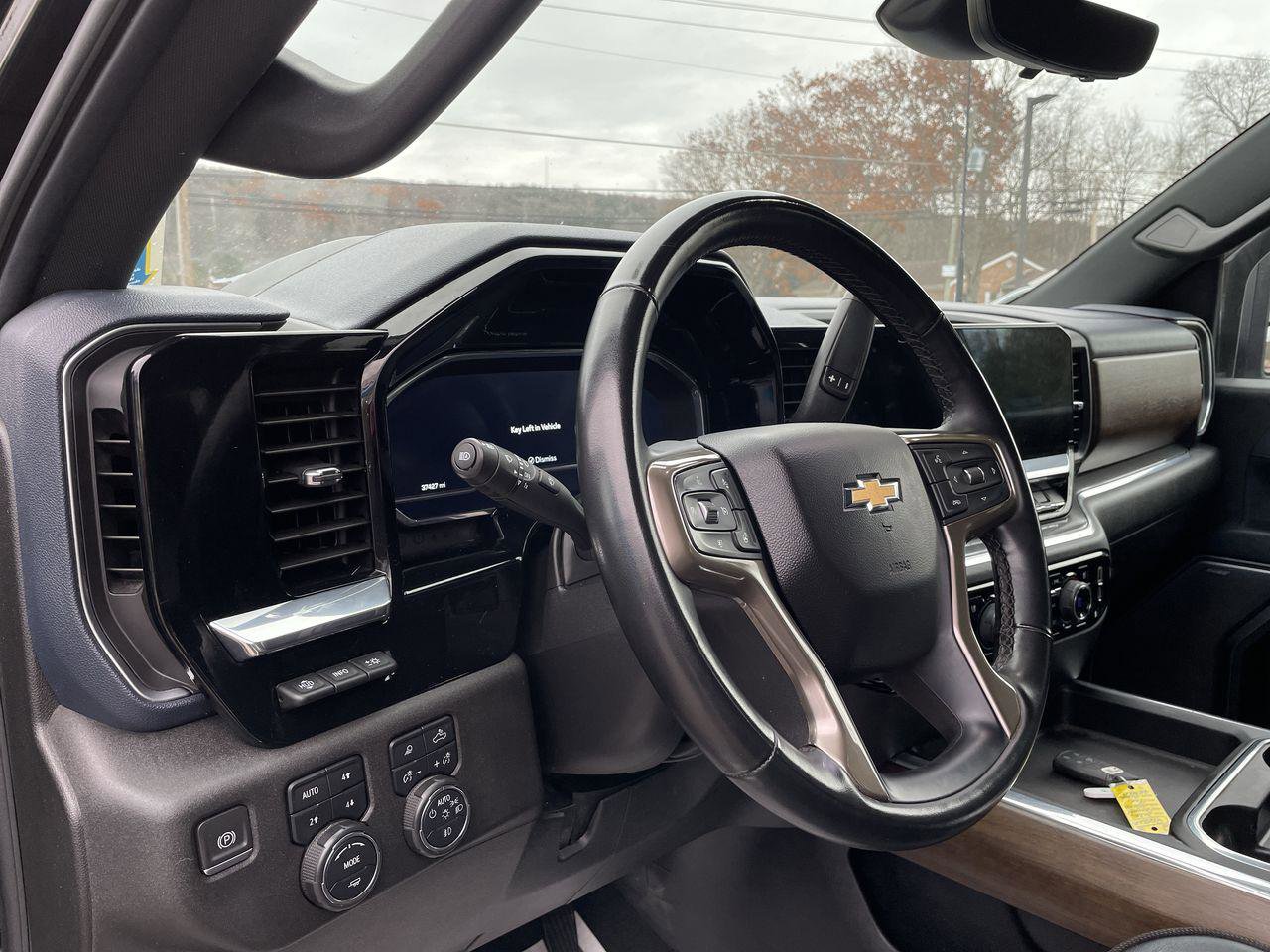 Certified 2024 Chevrolet Silverado 2500 High Country w/ Technology Package image 11