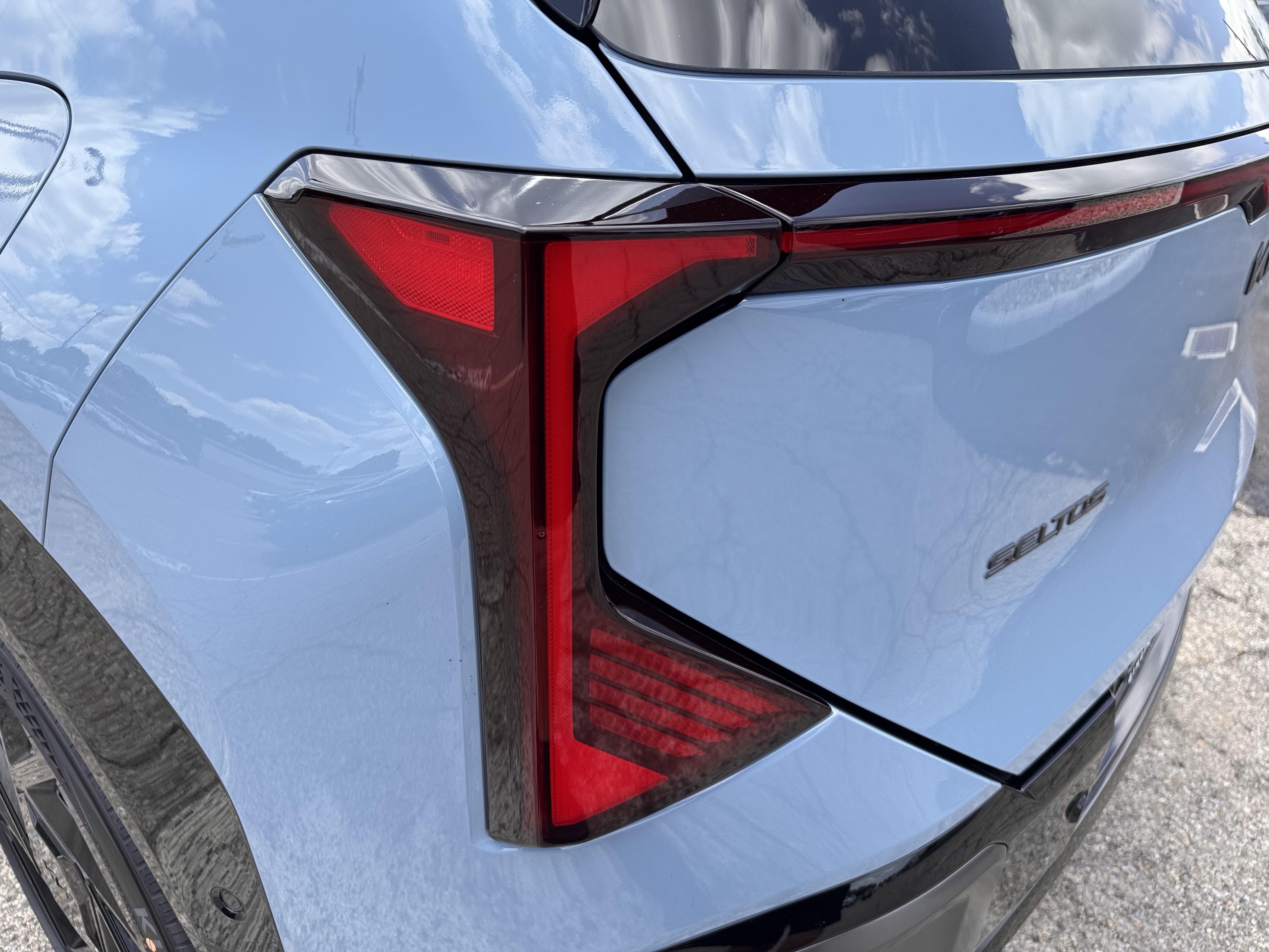 New 2027 Kia Seltos X-Line SX AWD/4WD image 15