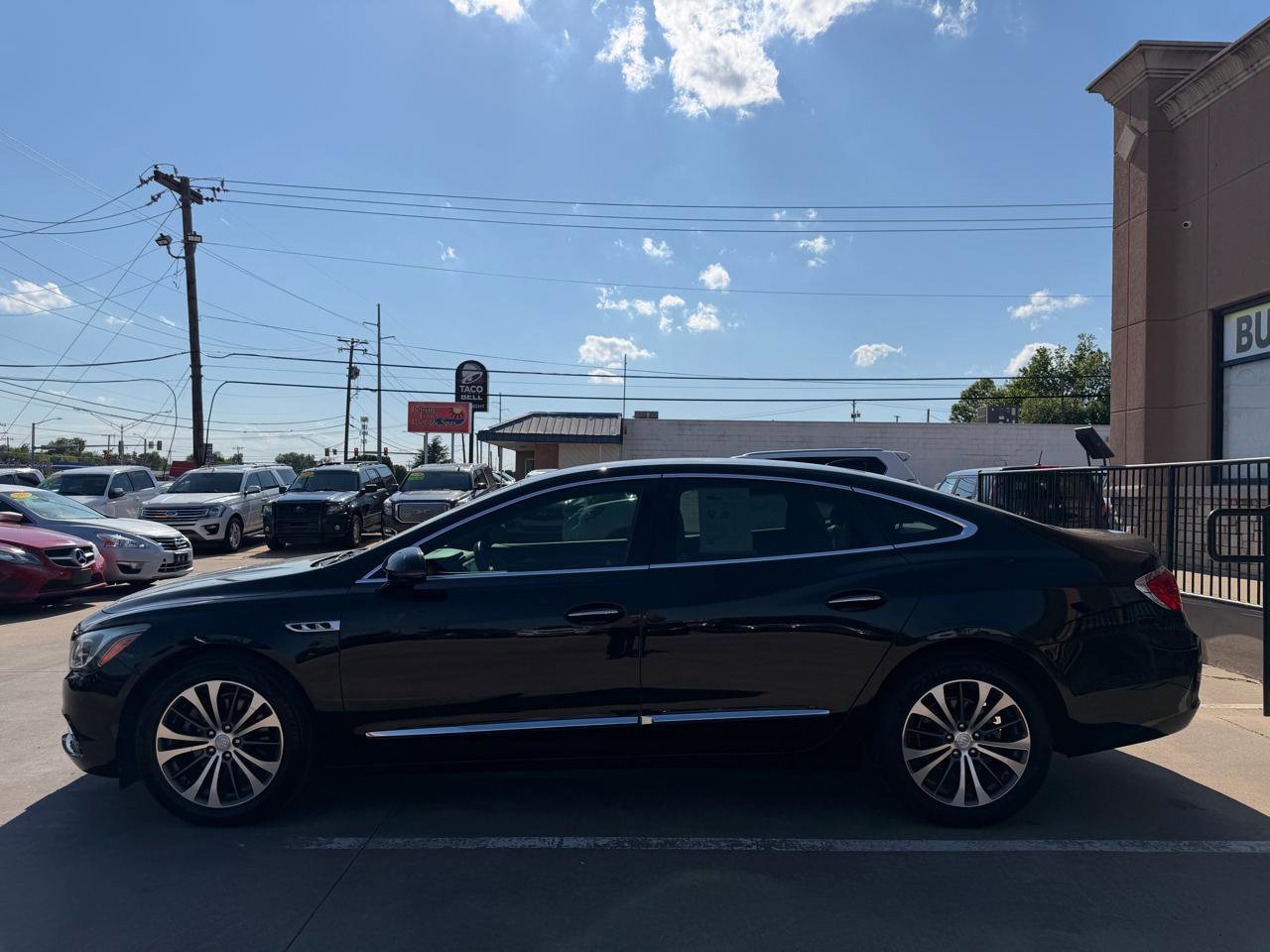 Used 2017 Buick LaCrosse Preferred FWD image 8