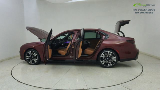 Used 2023 BMW 740i image 72