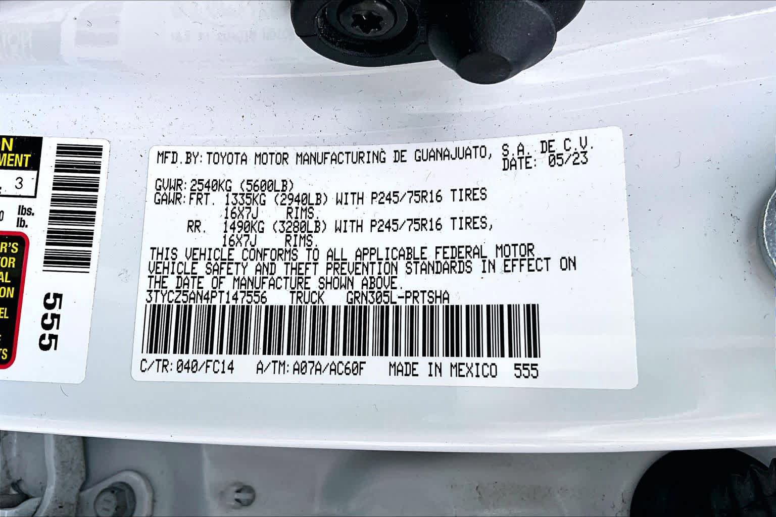 Used 2023 Toyota Tacoma SR5 AWD/4WD image 33