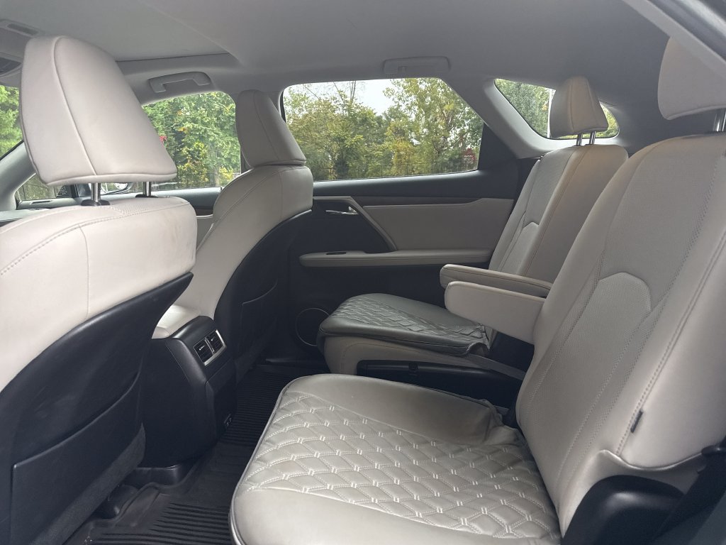 Used 2022 Lexus RX 350L Premium w/ Premium Package AWD/4WD image 12
