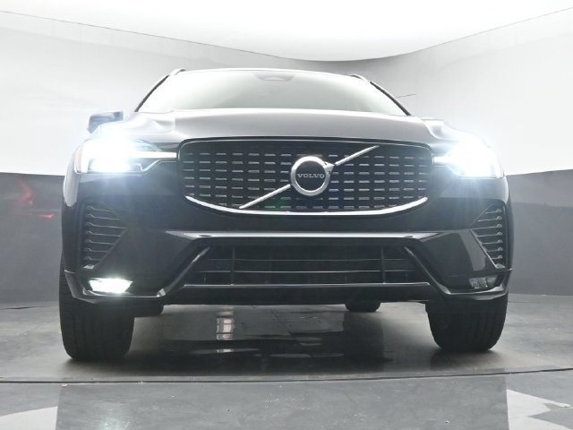 Used 2024 Volvo XC60 B5 Core w/ Climate Package AWD/4WD image 35