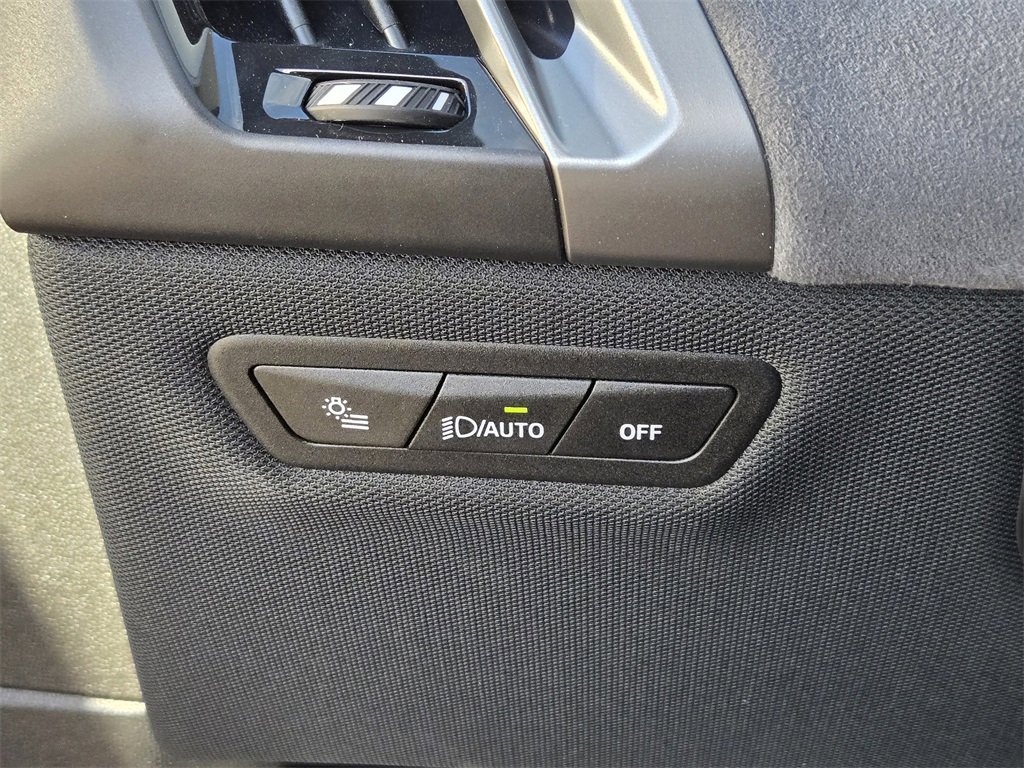 New 2026 BMW iX xDrive45 w/ M Sport Package image 24