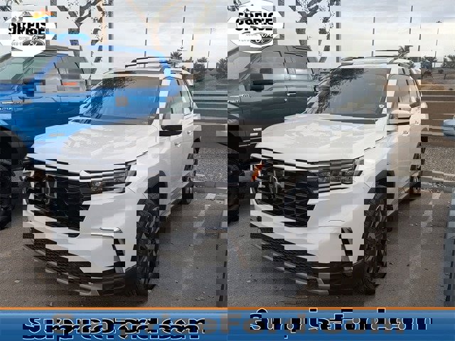 Used 2024 Honda Pilot Touring image 1