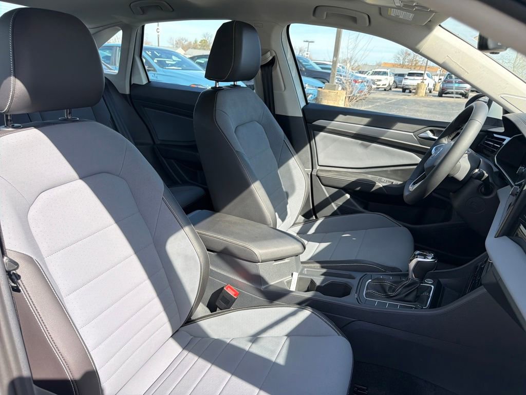 New 2026 Volkswagen Jetta SE image 34
